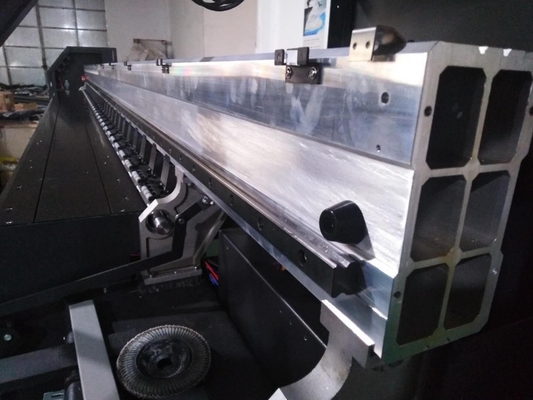 3200 Teste di stampa 3,2m 10ft Stampa a getto d'inchiostro a rotoli per materiale in PVC WIN7 220V
